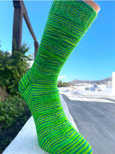 Load image into Gallery viewer, Soundwaves Socks