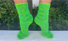 Load image into Gallery viewer, Soundwaves Socks